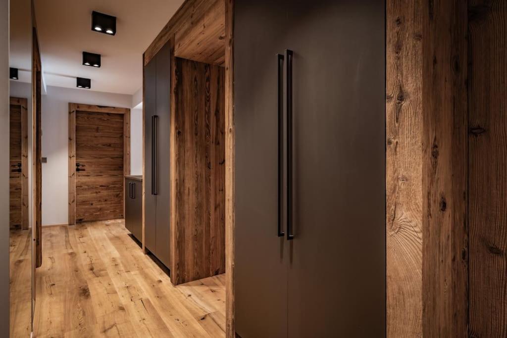 Cozy Loft In The Alps Of Zillertal Apartment Schwendau Exterior photo